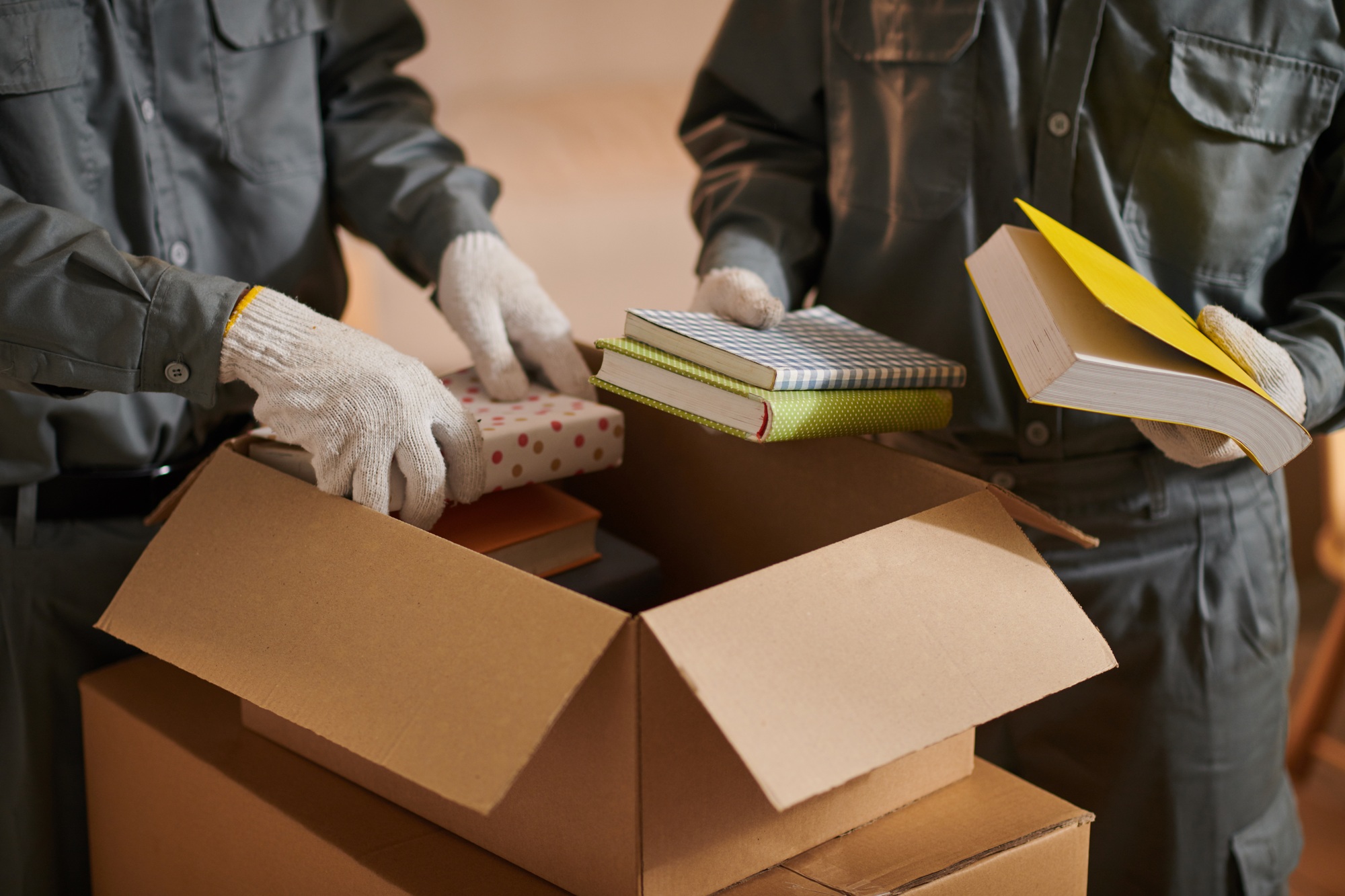 Best Way to Pack Books for Moving